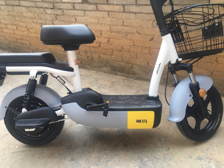 摩托车/电动车  电动车  电动自行车  爱玛(aima)小电驴乐活版  爱玛