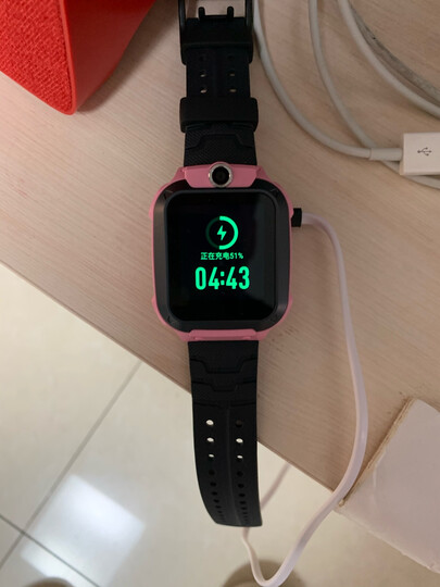 小天才xtc z5aq:"宝宝的新年礼物,甚是喜欢.模样可爱.