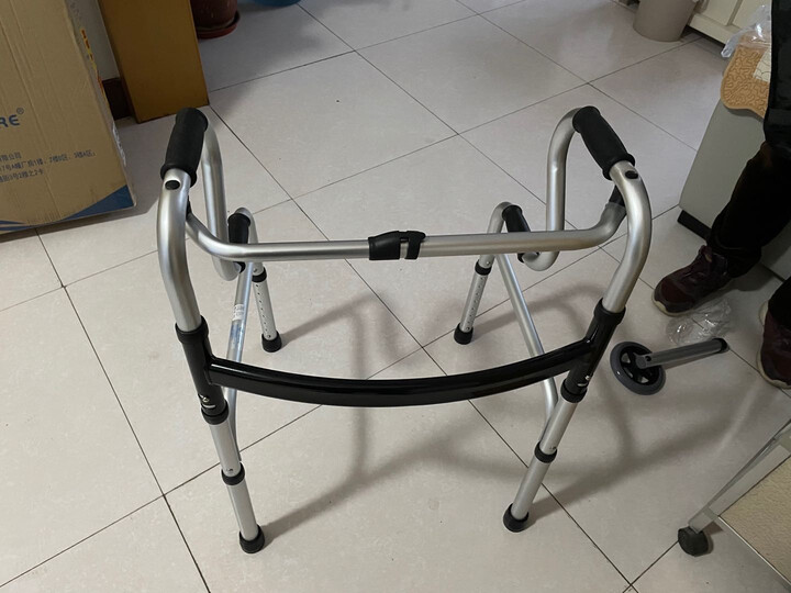 雅德双扶手助行器老人助步器四脚拐杖带轮带座助步车辅助器械骨折助行