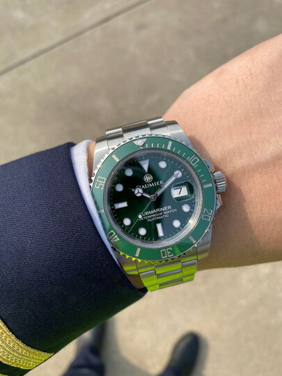 丹玛(daumier)绿水鬼系列:"外形外观:高端时尚 表带材质:柔软舒适透气