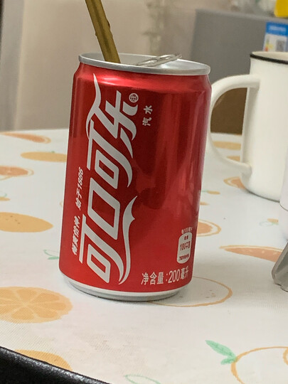 可口可乐可口可乐 迷你摩登罐 200ml*12罐:"此用户未填写评价内容"