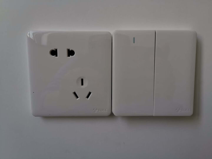 公牛g28k212:"公牛开关插座,国内开关插座知名品牌之一.