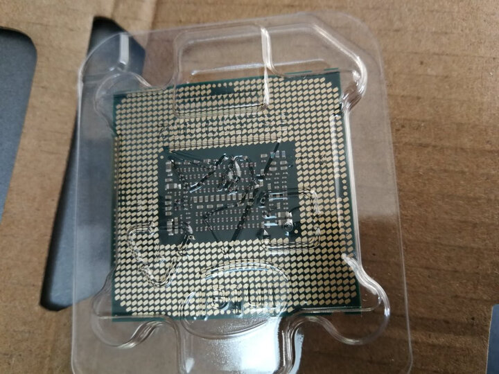 英特尔g5420:"做工相当精致,非常完美.大牌子,质量放心." - 京东