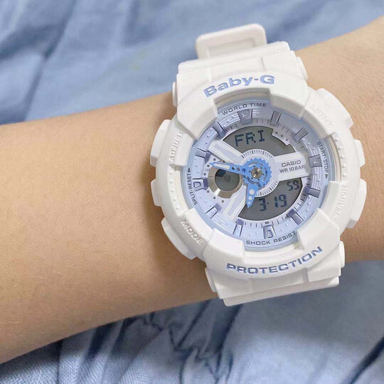 卡西欧(casio):"白蓝配色,颜值是棒棒的?