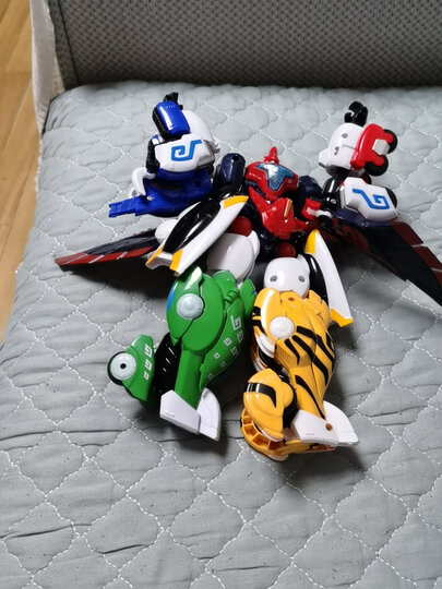 [购买7天后追评]我家宝贝超级喜欢神兽金刚,特别喜欢魔鱼超人,又买了.