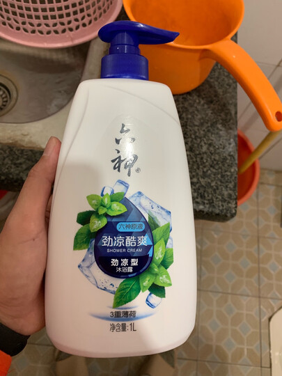 六神 沐浴露 沐浴液 劲凉酷爽沐浴乳 3重薄荷持续清凉 清爽易冲洗1000