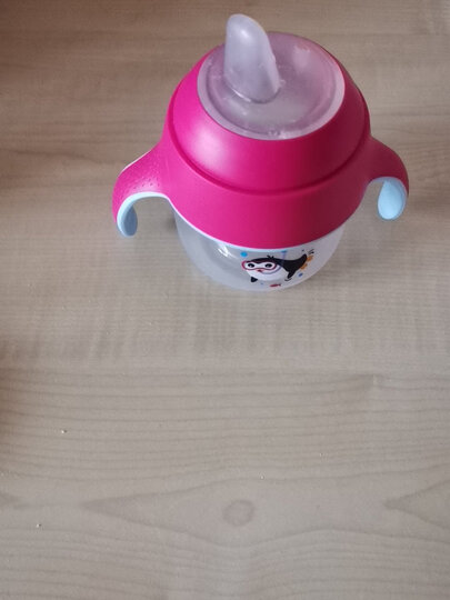 小小奶瓶 大作用 宝宝喜欢用