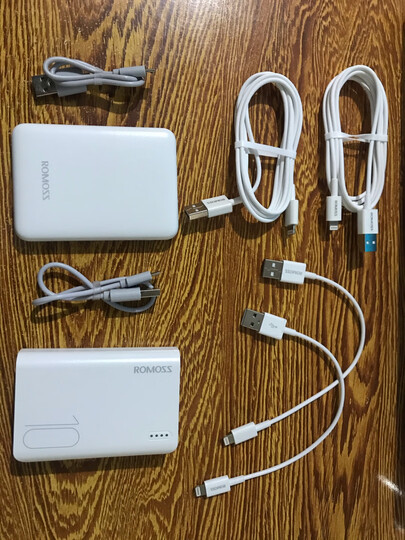 罗马仕psp05:"20000mah用了快六年了,实在太大了,寿终正寝不能用了.