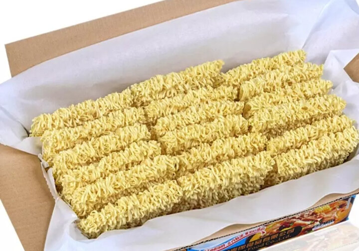 弘威牌功夫面1200:"买回来大家一起吃.