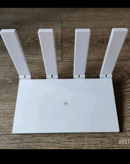 华为ws5200 v4:"之前买了一个华为路由器,家里用着特别方便,手机也是