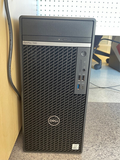 戴尔(dell):"电脑装好了,赠品也收到了,外形简约大气,适合办公或家里