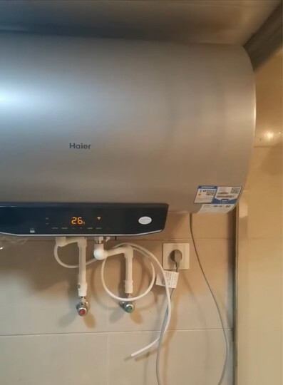 海尔ec6003-jt1(u1):"外形外观:好看加热速度:可以样子可以 速度也快