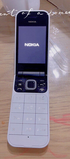 诺基亚诺基亚 2720:"买来怀旧的,也让孩子体验下最初的手机功能和拨打