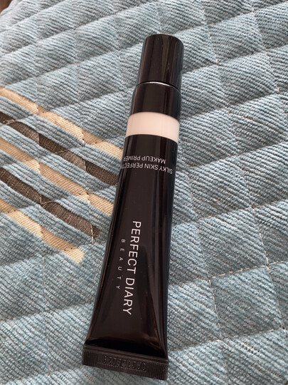 完美日记丝柔光韵修颜隔离妆前乳 #01极光白:"不错啊,物超所值,非常