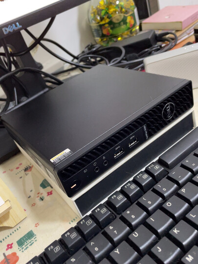 戴尔(dell)3080mff:"太满意了,好小巧,超薄,我可以放电视机柜子下面接