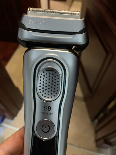 博朗braun德国博朗9350s电动剃须刀(银色):"非常好." - 京东
