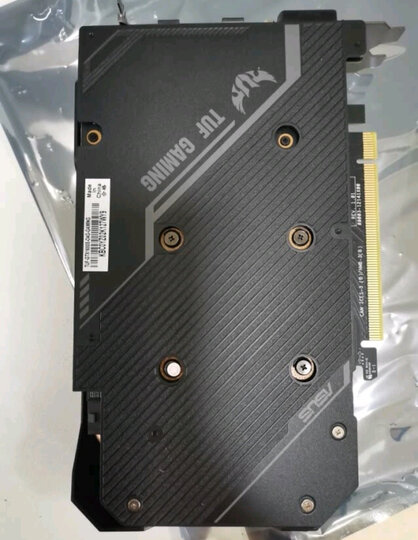 华硕tuf-gtx1650s-o4g-gaming:"包装保护:包装是标准的品牌显卡包装