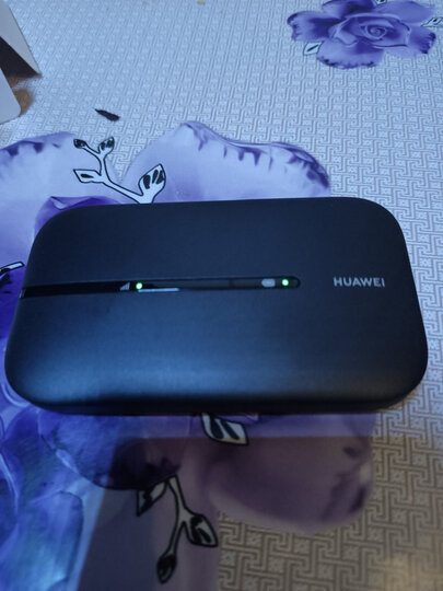 华为(huawei)e5576-855:"外形外观:小巧精致,携带方便,经过客服耐心