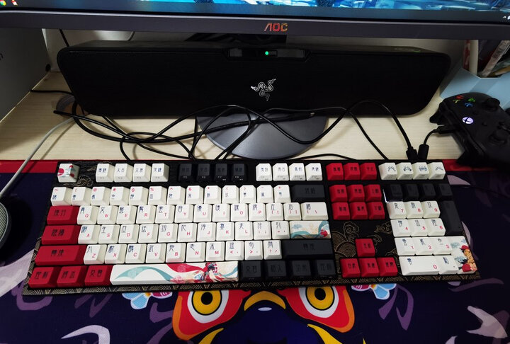 阿米洛(varmilo) 阿米洛静电容v2花旦系列键盘:"不错哦!