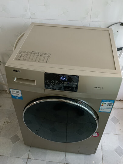 海尔g90028b12g:"人生第一次买洗衣机,以前一直手洗,怕洗不干净,现在