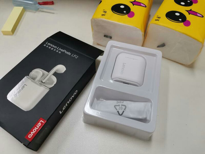 联想lp2:"做工质感:简约大方,适用,这个价位真的很赞,良心好物音质
