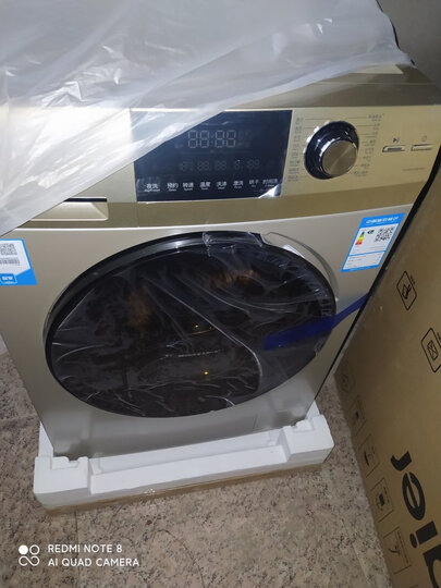 海尔eg10014hb709g:"颜色挺漂亮,还没用,第二台海尔洗衣机了,这个最大