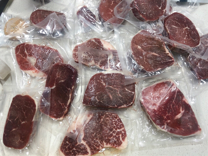 thomas farms澳大利亚谷饲安格斯原切嫩肩牛排650g:"肉不错 ,有大有小