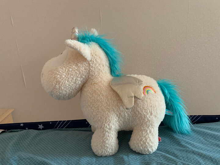 nici40108:"这款独角兽毛绒玩具,材质柔软舒适,做工精良,品质一流