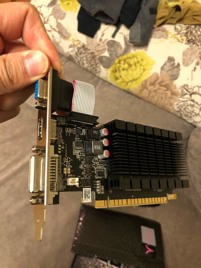 盈通geforce gt710 1g d3 战神版:"不打游戏,专门