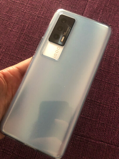 vivoiqoo neo5:"之前都是买苹果,这个给孩子买的手机.