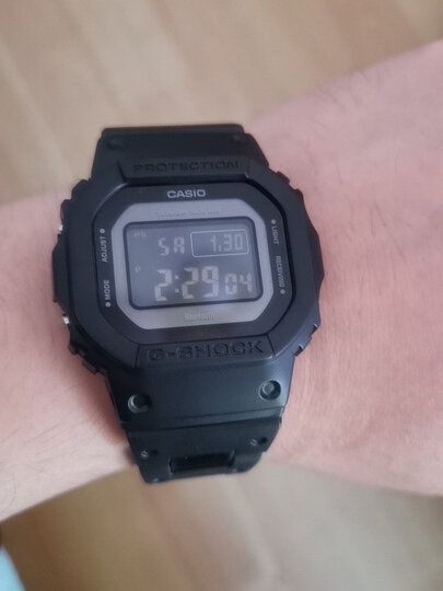 卡西欧gw-b5600bc-1b:"是正品很好用,价格便宜了很多,性价比超高,真的