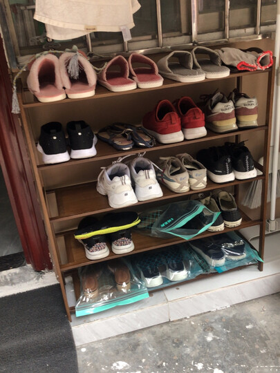 觉得很棒,可以放很多鞋子,安装也方便