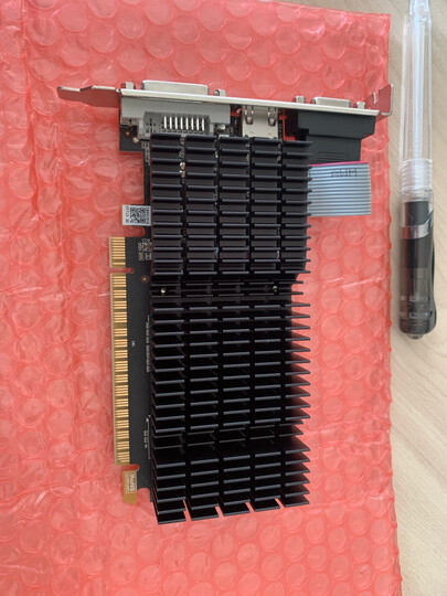 昂达gt710典范2gd3静音版:"很不错,装机后一次性点亮,扩展了双屏.