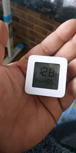 家里的空气湿度一直都.