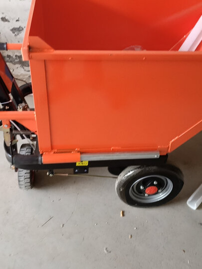 拉沙水泥电动灰斗车建筑工地三轮车手推车养殖场拉粪运料车翻斗车拉砖