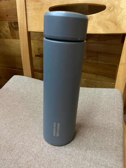 炊大皇保温杯:"价格不错,不锈钢的,等用两天看看保温效果" - 京东