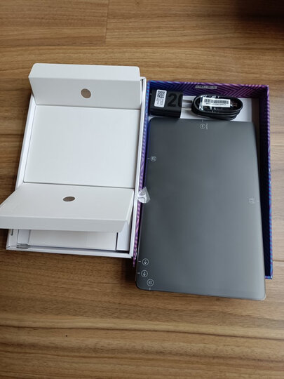 联想(lenovo)lenovo tb-j606f:"咯款平板电脑是我老伴喜欢的品牌,质量