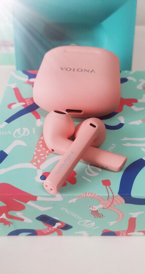 漫步者vo6:"做工质感:做工非常精细磨砂质感强,触感圆润,不滑手.