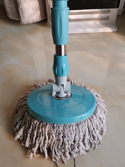 美丽雅旋转拖把:"发货很快包装严实,京东快递转天就到了.