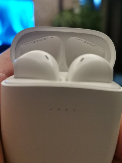 倍思tws真无线蓝牙耳机w04:"上午下单下午就送到了,物流神速呀.