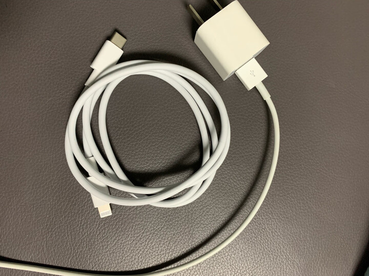 公牛(bull)苹果mfi认证/pd快充18wusb-c数据线type-c to lightning闪