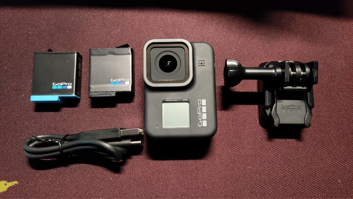 goprohero8:"看了价格还是挺优惠的就买了,没有买最新的一代,好像9跟8