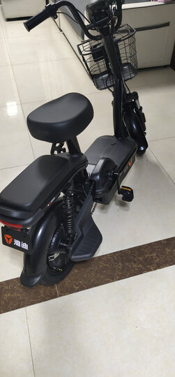 雅迪(yadea)tdt1259z:"初次收货,然后自己按照客服发的教程来安装,还