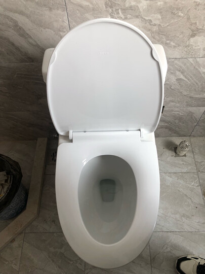 浪鲸(ssww):"试用了一段时间才来评价,马桶不错,挺好的,物流给力,安装