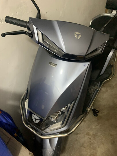 雅迪t5:"动力:动力强悍 马力足颜值:颜值高 款式好续航:暂时还没用到