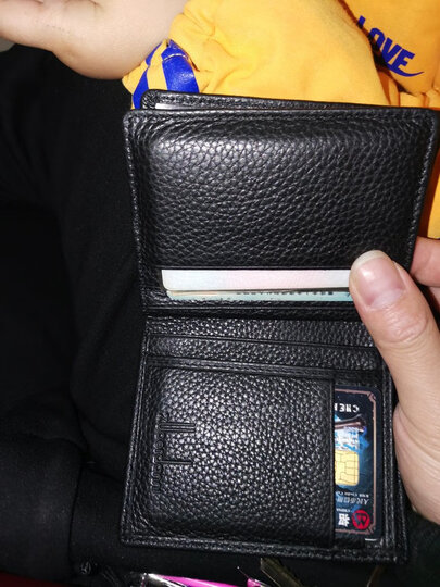 佐尔丹妮(zuoerdanni):"钱包不错,非常满意,能放驾照,已使用3天,未发