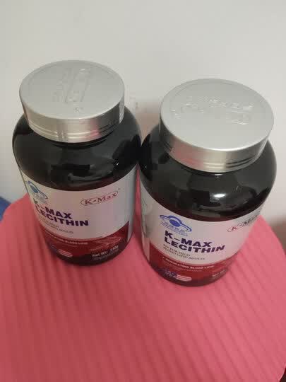 康麦斯卵磷脂胶囊:"康麦斯鱼油磷脂也是个老牌子了.