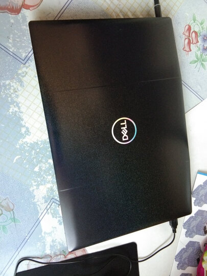 戴尔(dell)戴尔g5-5500/g15:"电脑收到了,包装很好,打开电脑外观漂亮
