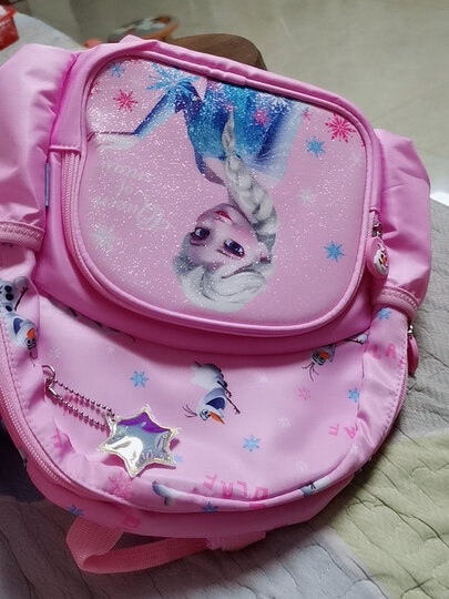 迪士尼迪士尼小包fp8358a:"宝宝一直想要一个书包,拿到手以后还是挺不