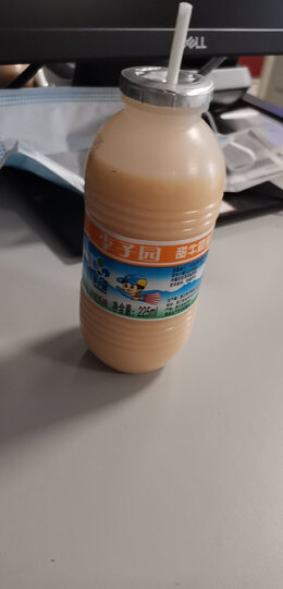 李子园朱古力味乳饮料:"不要太好喝啊,大爱李子园,口味不是很重,淡淡